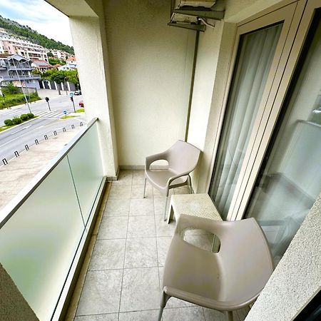 Stan Na Dan Podgorica Apartment Ngoại thất bức ảnh