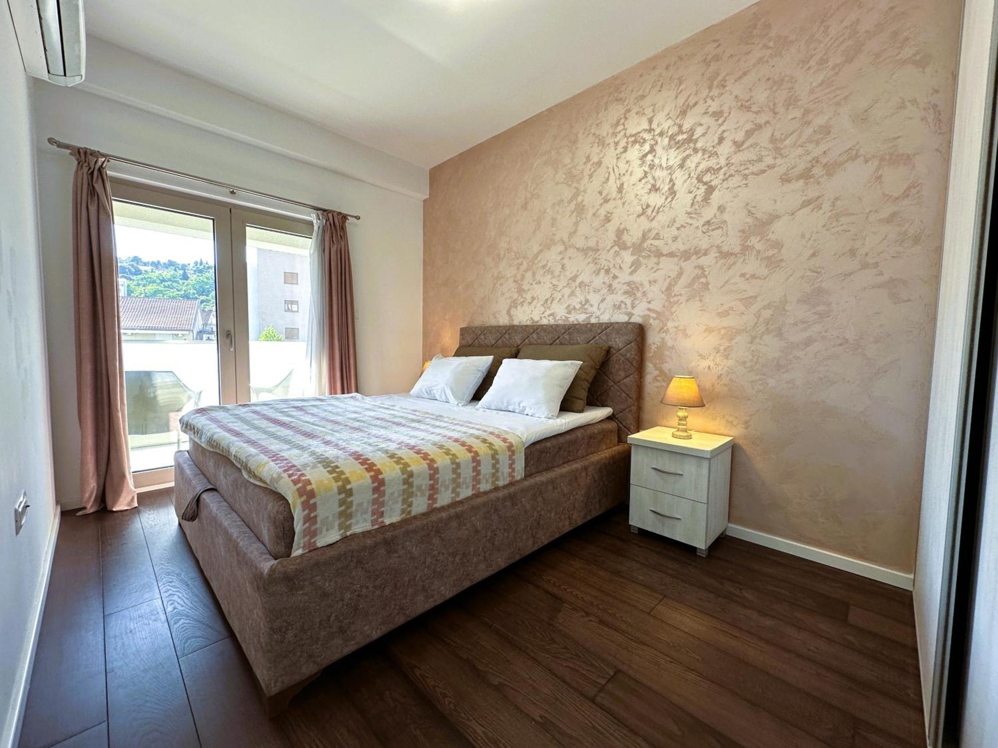 Stan Na Dan Podgorica Apartment Ngoại thất bức ảnh